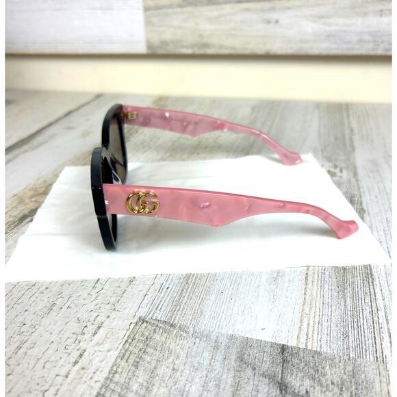 Gucci Women’s GG0998S 005 Black Pink Square Oversized Designer Sunglasses NWT - Picture 5 of 10